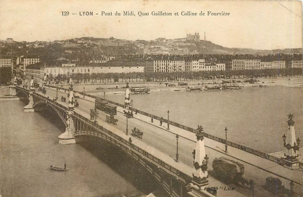 LYON - Pont du Midi, Quai Gaillleton et Colline de Fourvière — Éditeur B. F. Luz, n° 129 - Recto