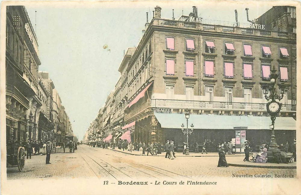 Bordeaux — O Cours de l'Intendance — Novas Galerias, Bordeaux - Frente