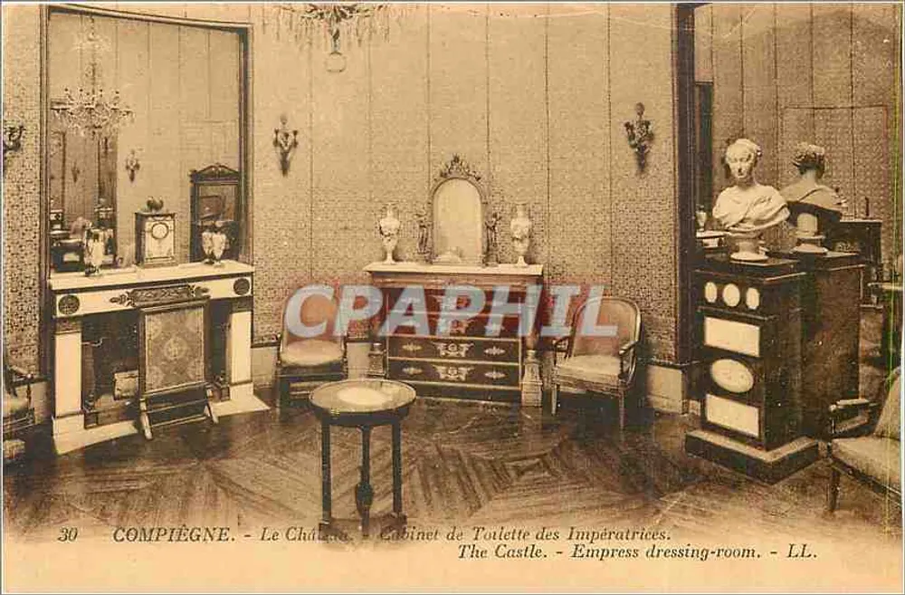 Compiègne - Le Château - Cabinet de Toilette des Impératrices — LL. - Recto