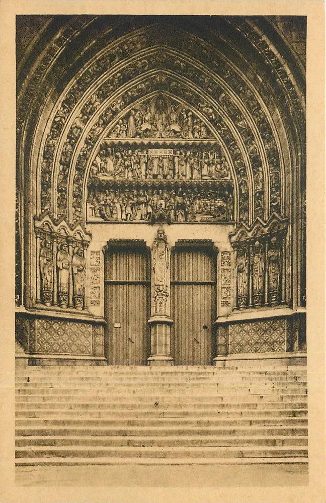 Lille (Nord) - Basílica N.-D. da Treille — J. Le Margny, cliché H. Coutard - Frente