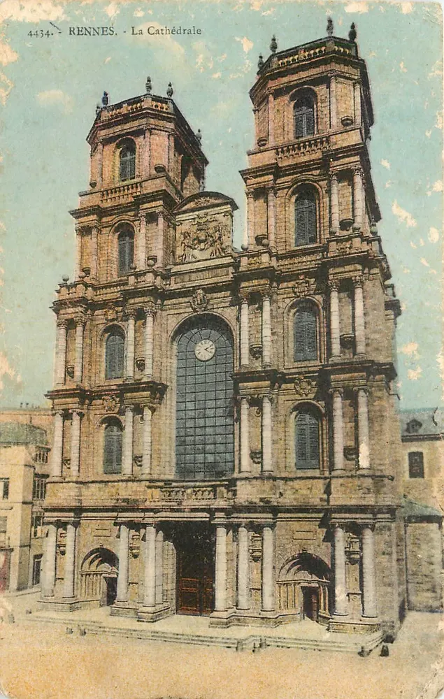 Rennes - La Cathédrale — façade monumentale avec deux tours et horloge, éditeur Laurent-Nel, n° 4434 - Frente