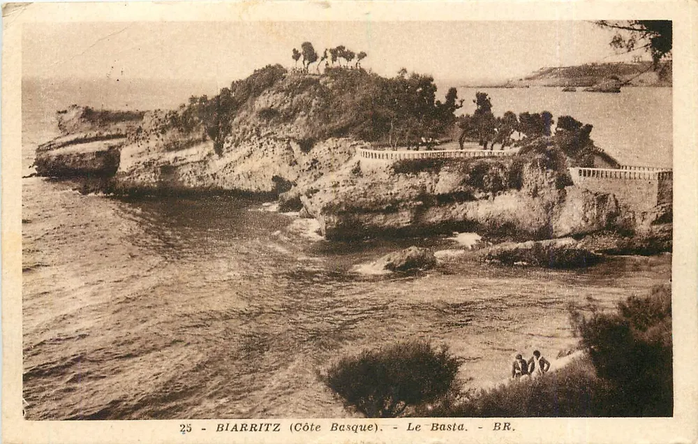 Biarritz (Costa Basca) — Le Basta — BR. - Frente