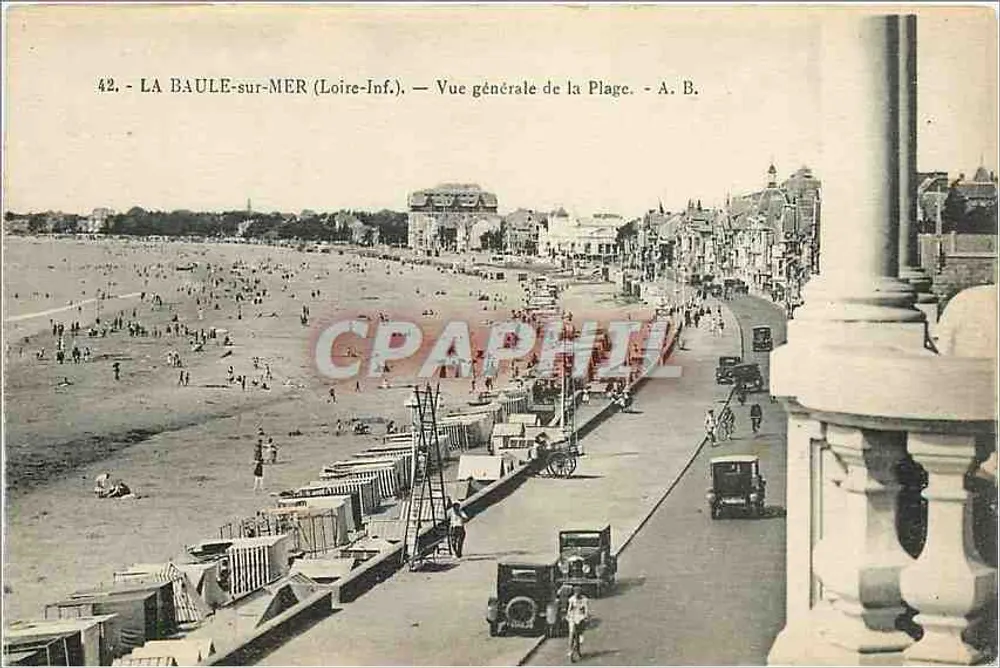 La Baule-sur-Mer (Loire-Inf.) — Vue générale de la Plage — A. B. - Recto