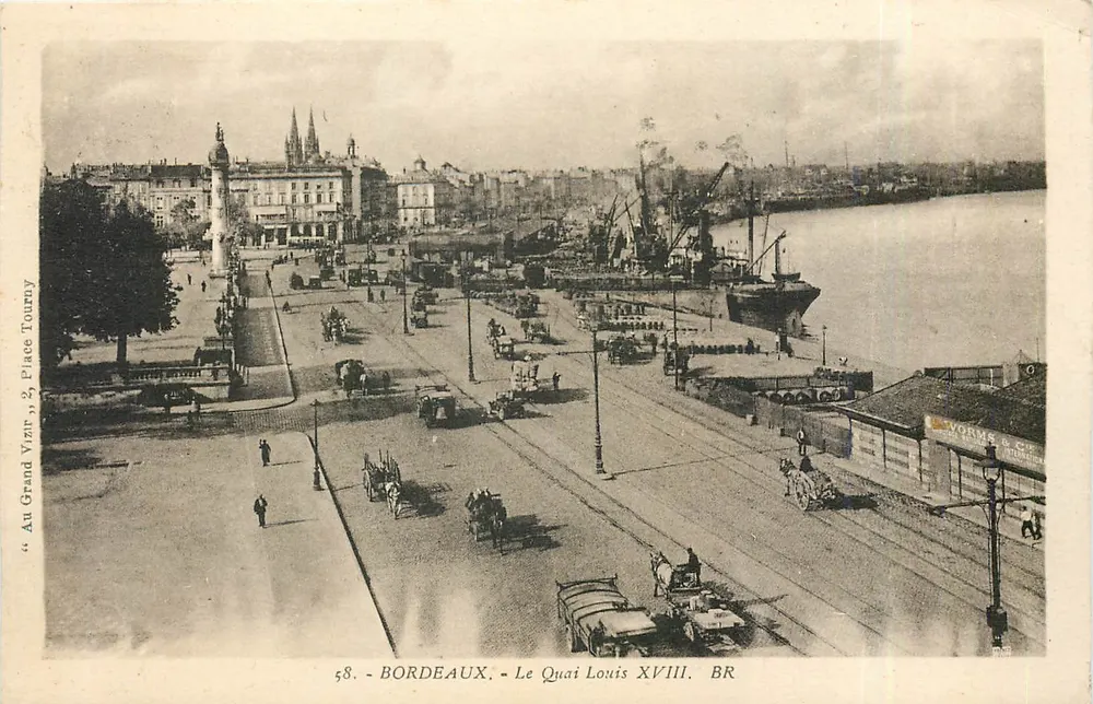 Bordeaux - Le Quai Louis XVIII — vue du port et du Grand Vizir, Place Tourny — éditeur Vorme & Cie, n° 58 - Recto