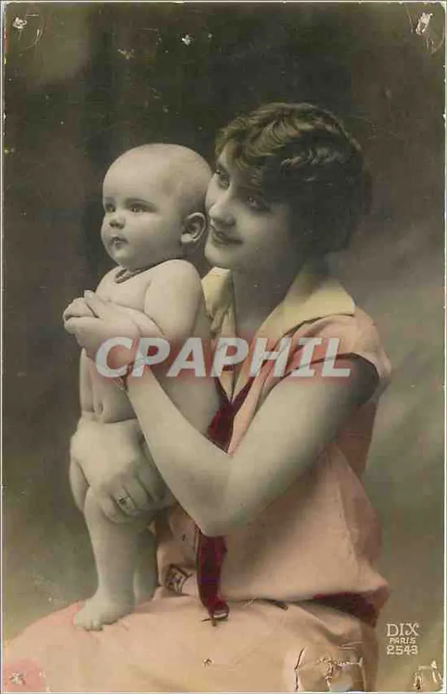 Mãe segurando seu bebê — foto de estúdio — DIX PARIS 2543 - Frente