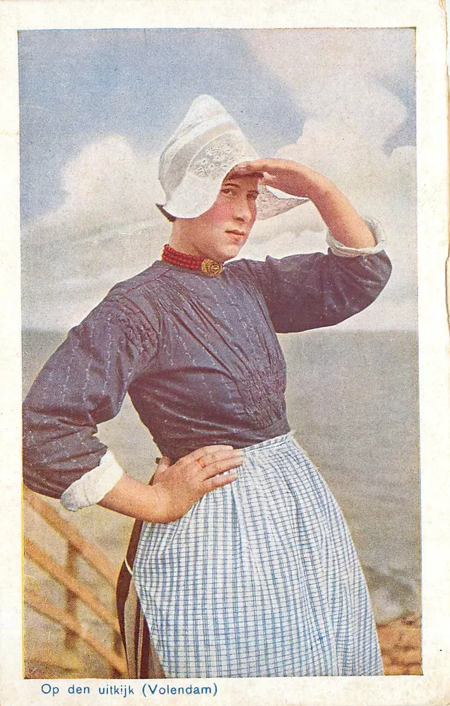 Mulher em traje tradicional — Volendam — D.B.M. 21 - Frente