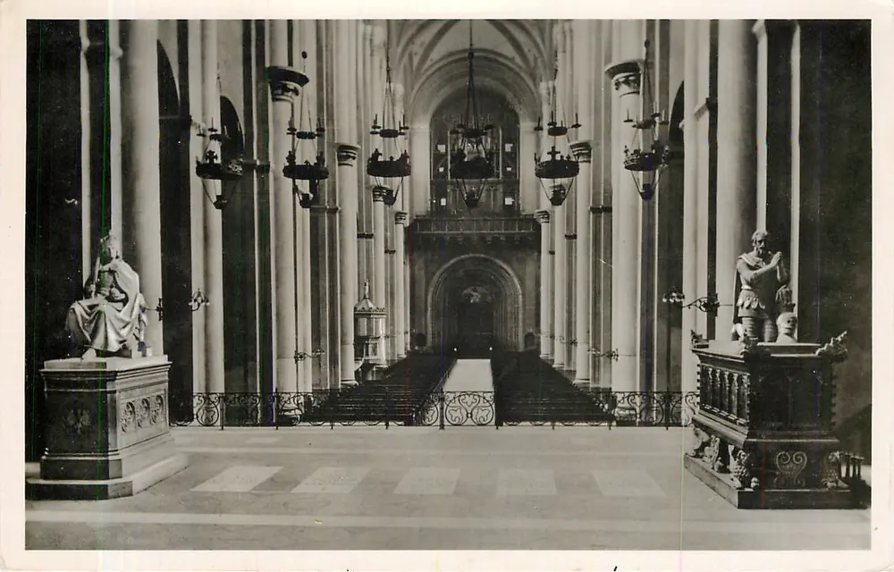 Speyer a. Rh. - Dom — Interior da catedral — Fotografia Verdadeira Emil Hartmann, Mannheim, Nr. 36 - Frente