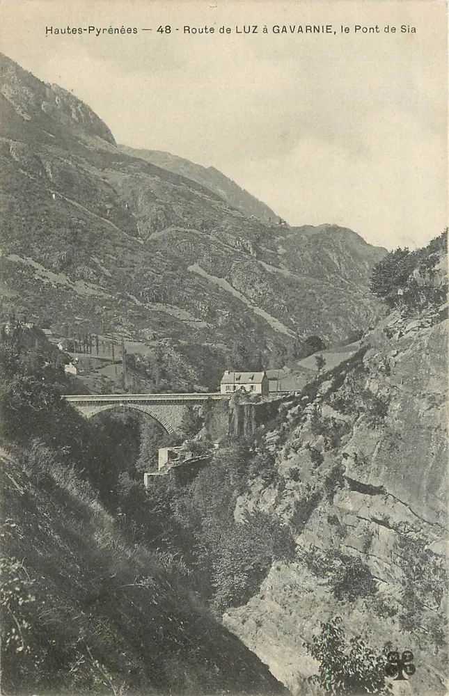Hautes-Pyrénées — 48 - Route de LUZ à GAVARNIE, le Pont de Sia - Vorderseite
