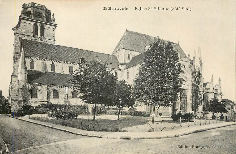 Beauvais — Iglesia de San Etienne (lado Sur) — Edición Francesa, París - Anverso