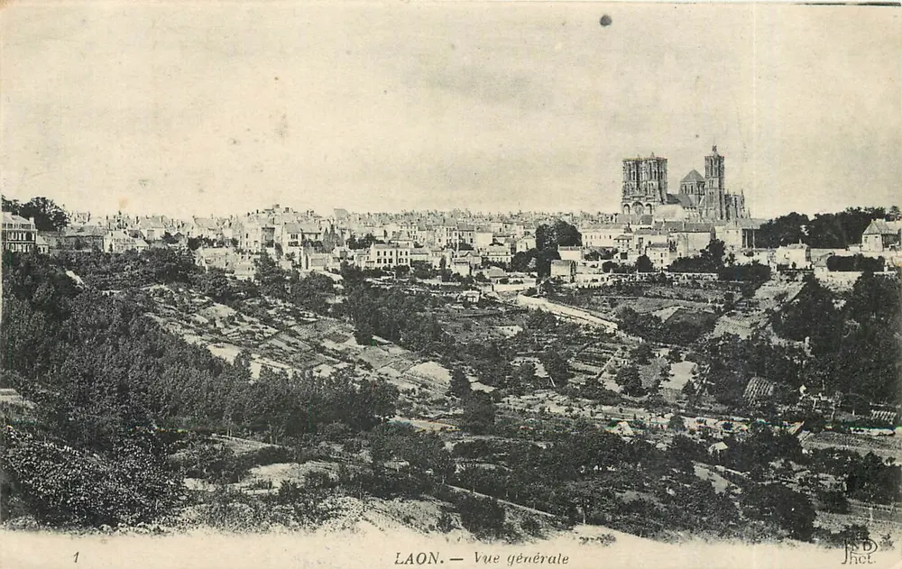 Laon — Vista geral — J.P. Dhet - Frente