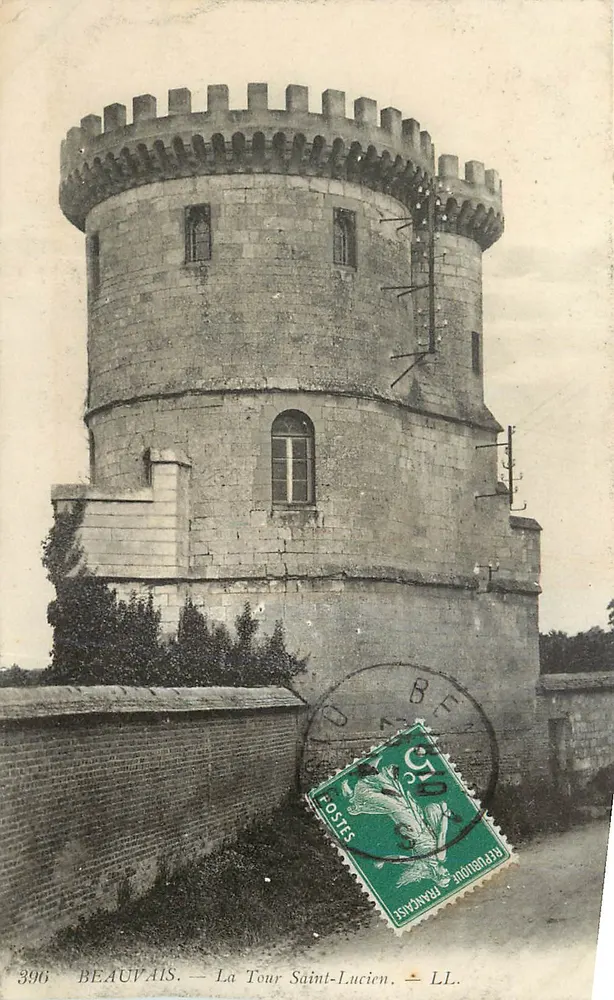 Beauvais — A Torre Saint-Lucien — Editor: POSTES - Frente
