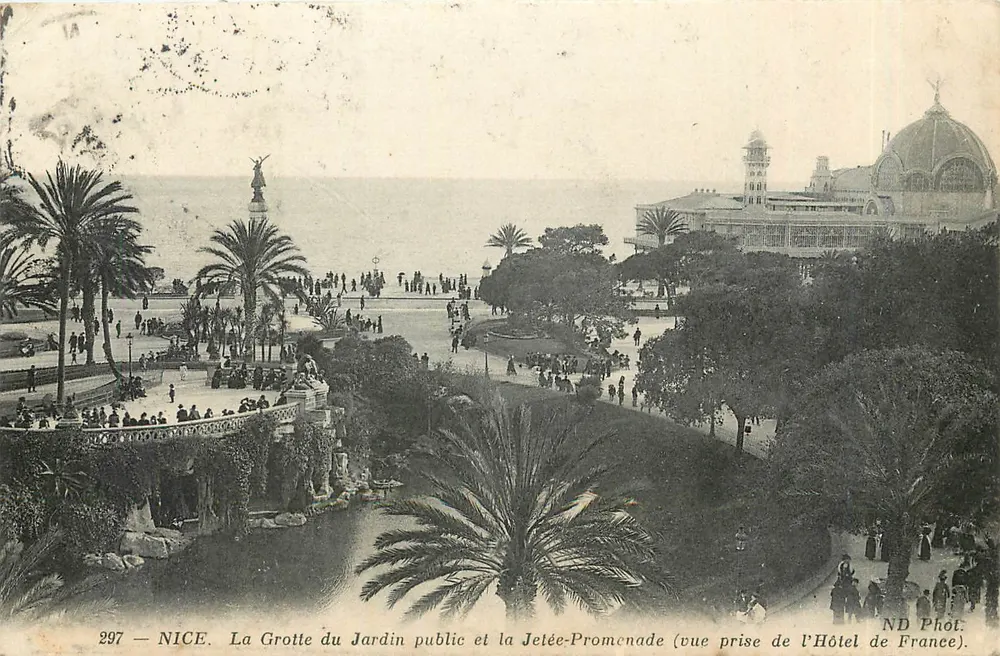 Nice. Die Grotte des öffentlichen Gartens und die Mole-Promenade (Bild vom Hôtel de France aus) — ND Phot. — n° 297 - Vorderseite