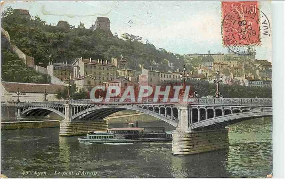 Lyon. O ponte d'Ainay — vista do Rio Rhône com barco — editor não visível, n° de série 49 - Frente