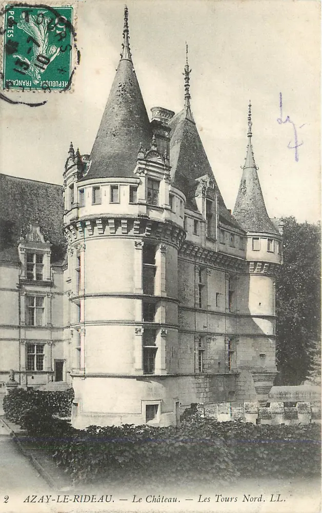 Azay-le-Rideau — Das Schloss — Die nördlichen Türme. LL. - Vorderseite