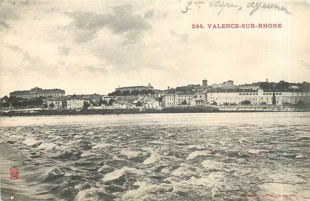 Valence-sur-Rhône — vista do rio — Coleção P. Peyrouze, Valence - Frente