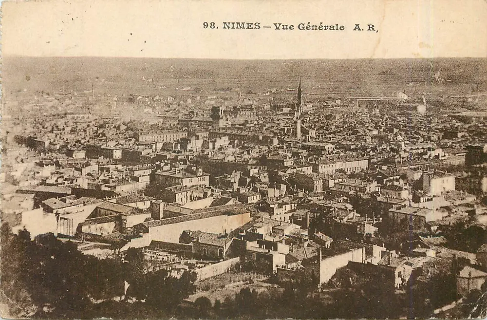 Nîmes — Vista Geral — A.R., n°98 - Frente