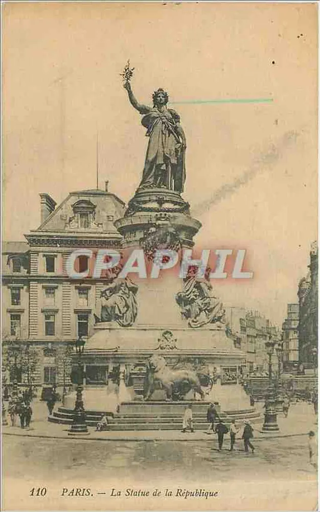 Paris — A Estátua da República — n°110 - Frente