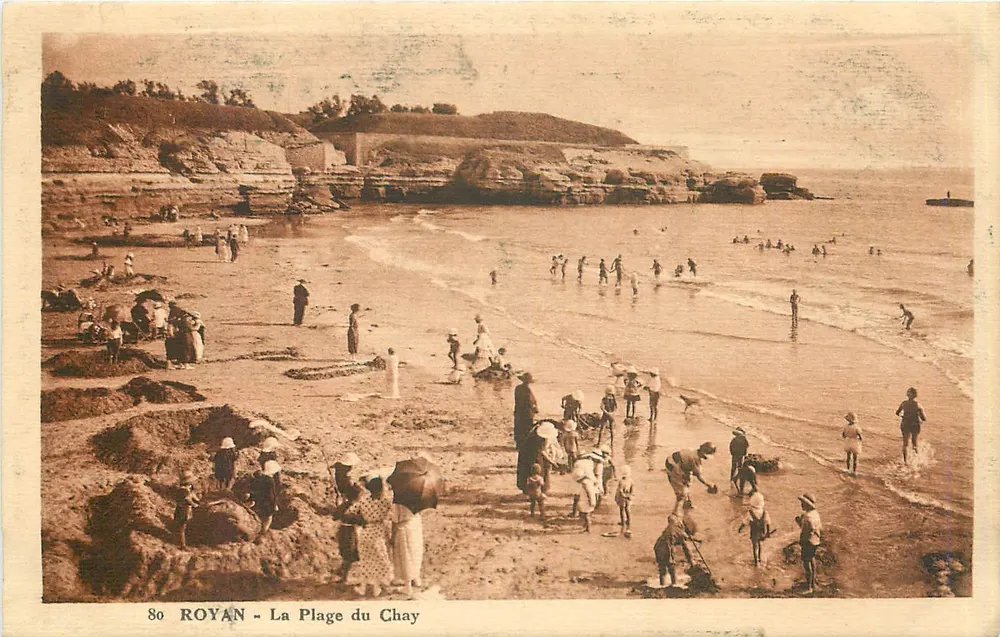 Royan - A Praia do Chay — editor Carte Postale - Frente