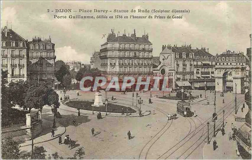 Dijon — Place Darcy — Statue von Rude (Dijon-Steinmetz) — Porte Guillaume, errichtet 1786 zu Ehren des Prinzen von Condé - Vorderseite