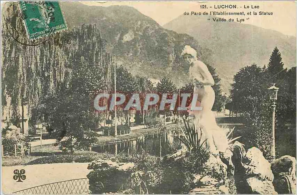 Luchon - Ansicht des Sees im Park der Anlage und der Statue 'Vallée du Lys' - Vorderseite