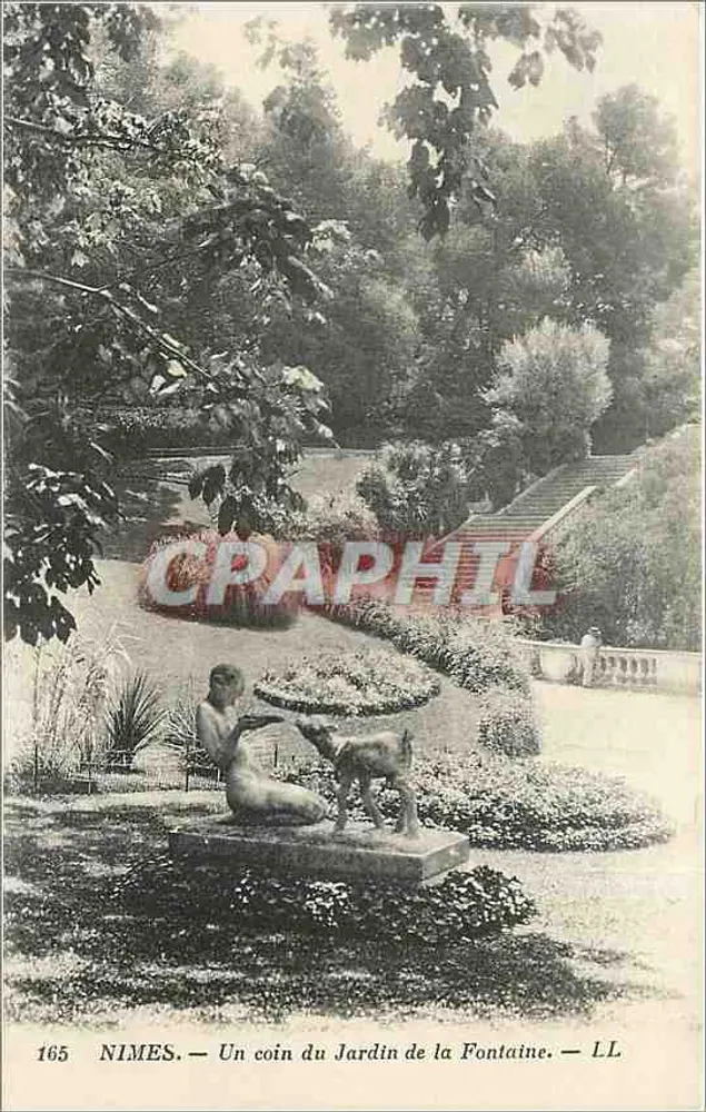 Nîmes — Ein Eckbereich des Jardins de la Fontaine — LL, n° 165 - Vorderseite