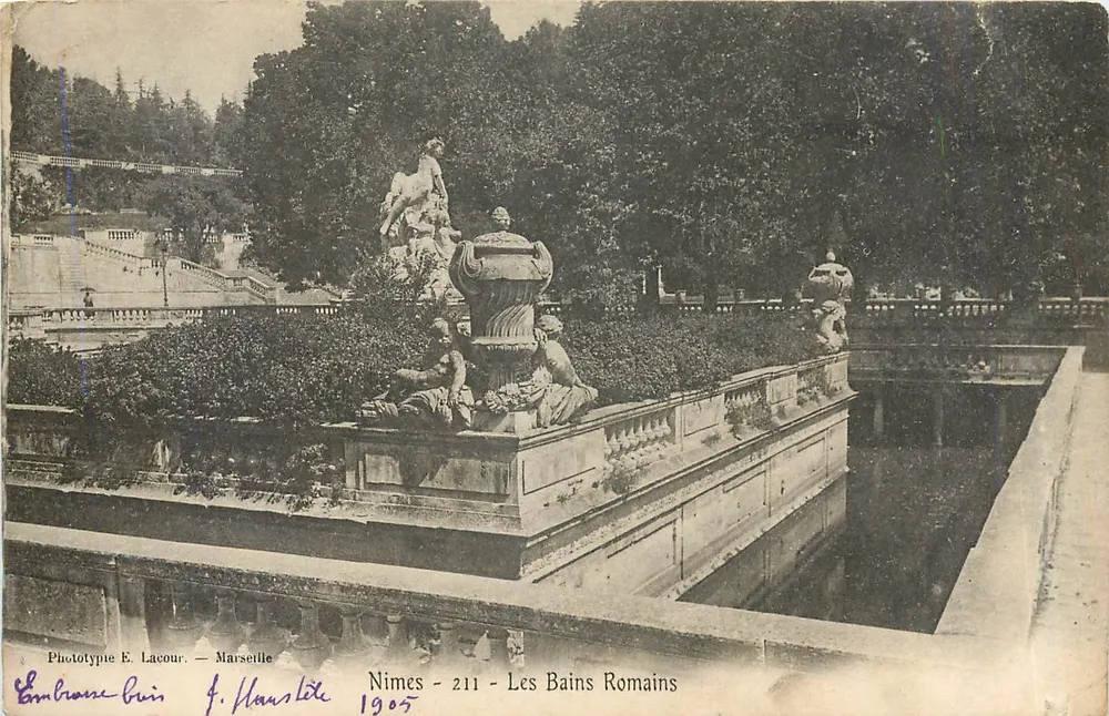 Nîmes - Os Banhos Romanos — Fototipia E. Lacour — n° 211 - Frente