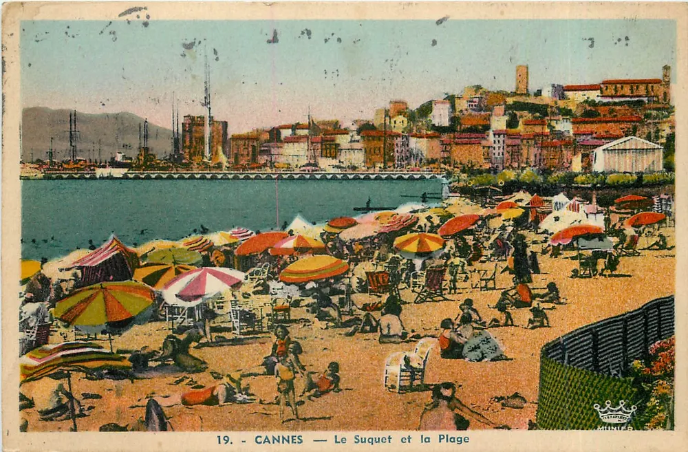 CANNES — Le Suquet and the Beach — Edit. d'ART MUNIER, n°19 - Front