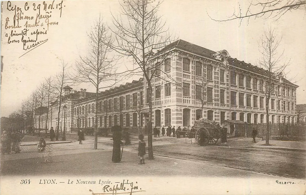 LYON — O Novo Liceu — LL Raffalli-Jois - Frente