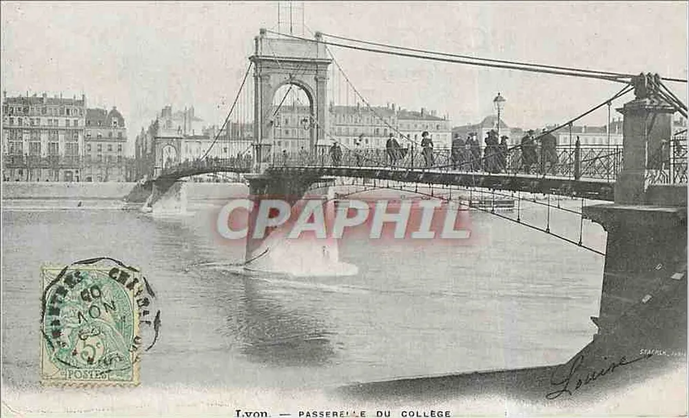 Lyon — Passarela do Colégio — editor Léonard - Frente