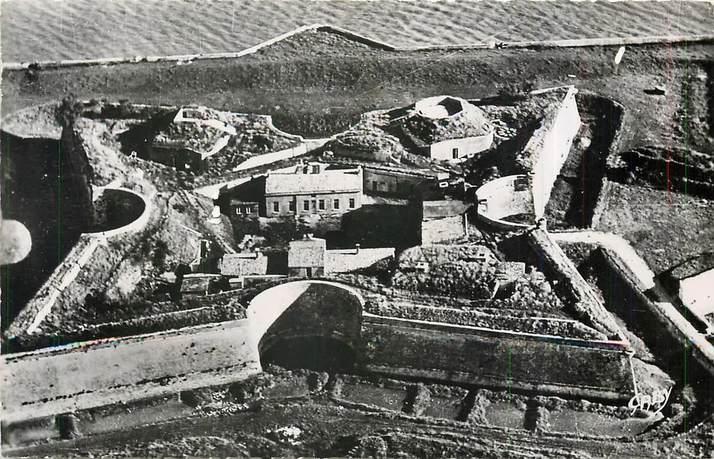 Fort van de Prée — Ile-de-Ré — Uitgever Artaud & Fils, Nantes - Voorkant
