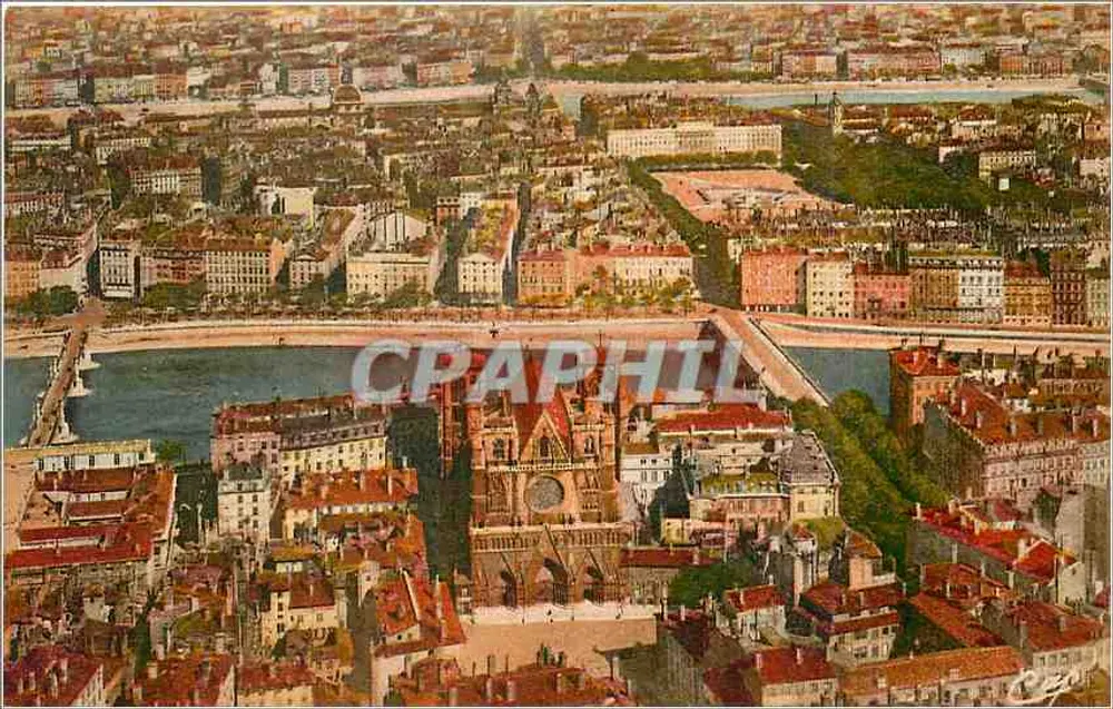 Lyon — Vista geral sobre Bellecour — C° dos Artes Fotomecânicas Schiltz-Gheim - Frente