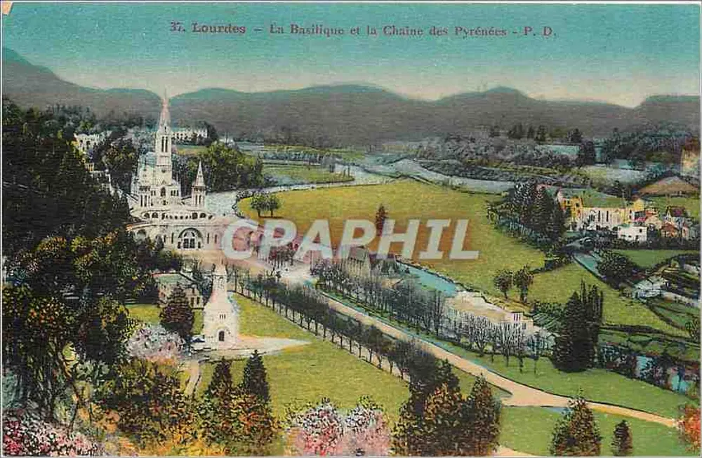 Lourdes — La Basilique et la Chaîne des Pyrénées — P. D. - Recto