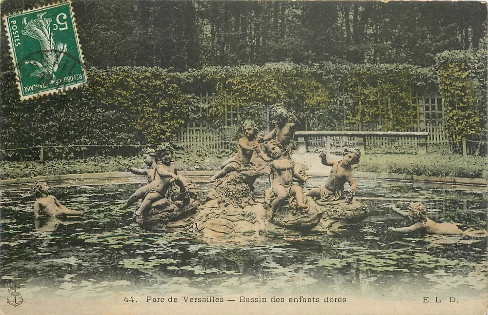 Schlosspark Versailles — Bassin der goldenen Kinder — E.L.D. - Vorderseite