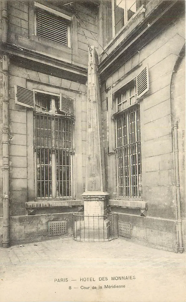Paris — Hôtel des Monnaies — Cour de la Méridienne — Éditeur DAL. Raphod. Imprimeurs - Recto