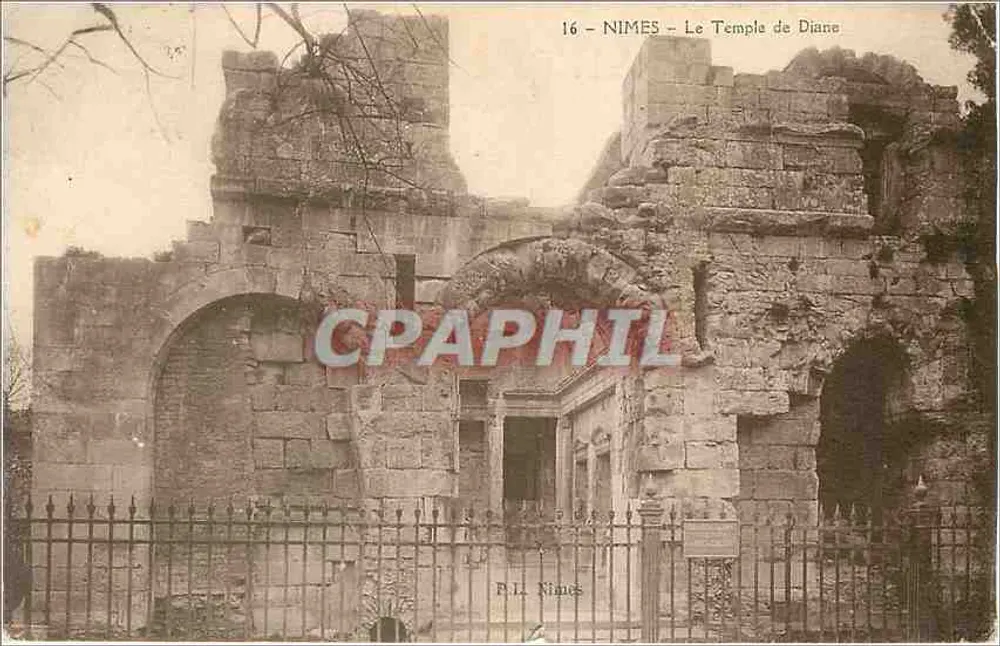 Nîmes - O Templo de Diana — P.L. Nîmes, n°16 - Frente