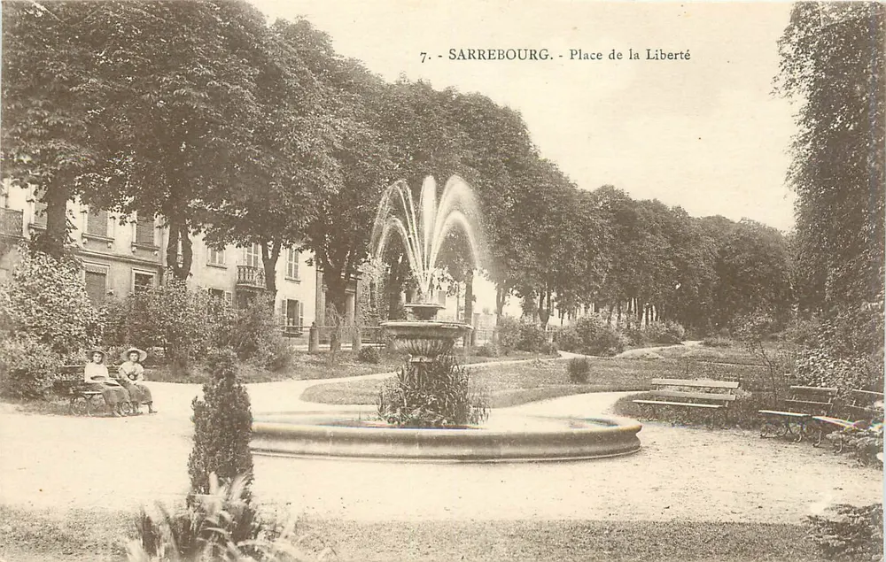 Sarrebourg - Plaza de la Libertad — editor Ch. Berleret, Estrasburgo, n°7 - Anverso