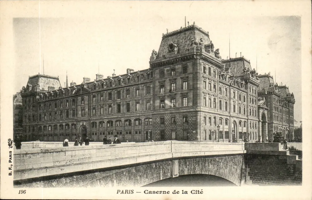 Paryż — Kaszern Cytadeli — B.E., Paryż, n°196 - Awers