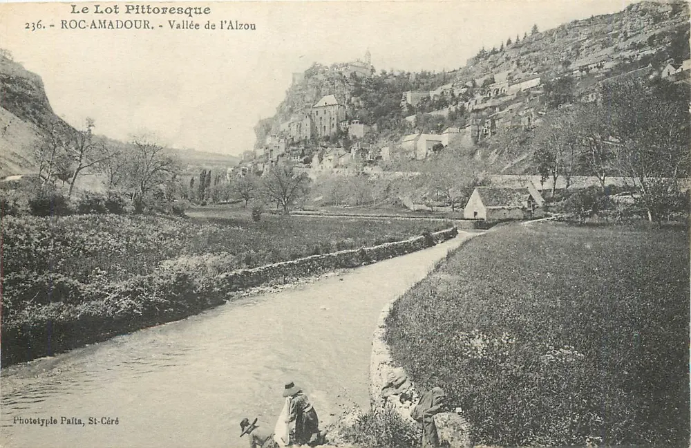 Roc-Amadour — Vale do Alzon — Phototype Palta, St-Céré - Frente