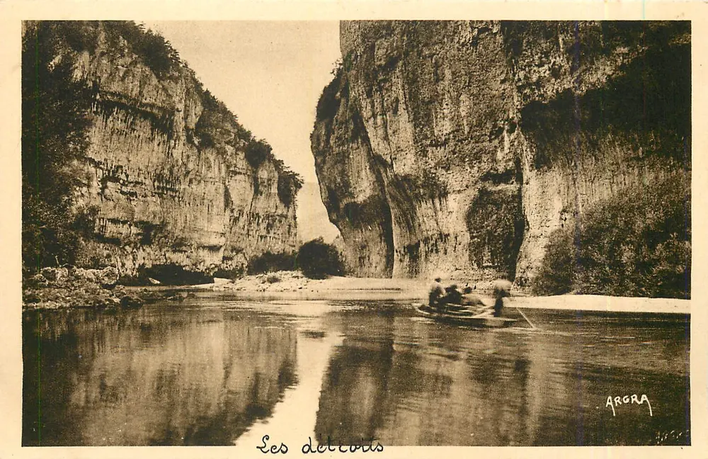 Les Détroits — Gorges do Tarn — ARORA - Frente