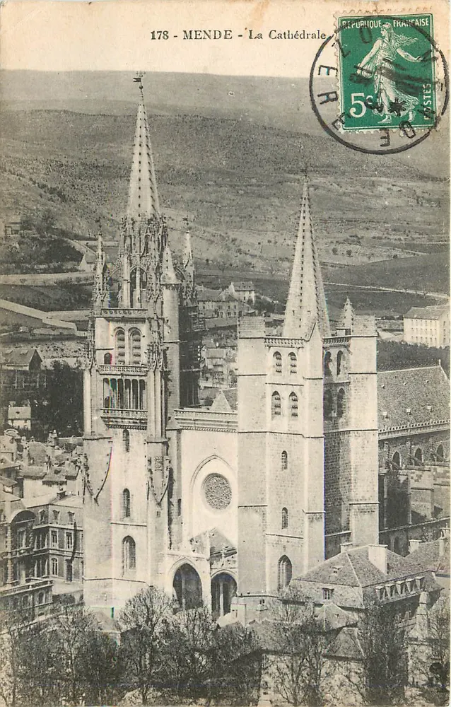 Mende — Katedra — widok z lotu ptaka — wydawca nieznany, n° 178 - Awers