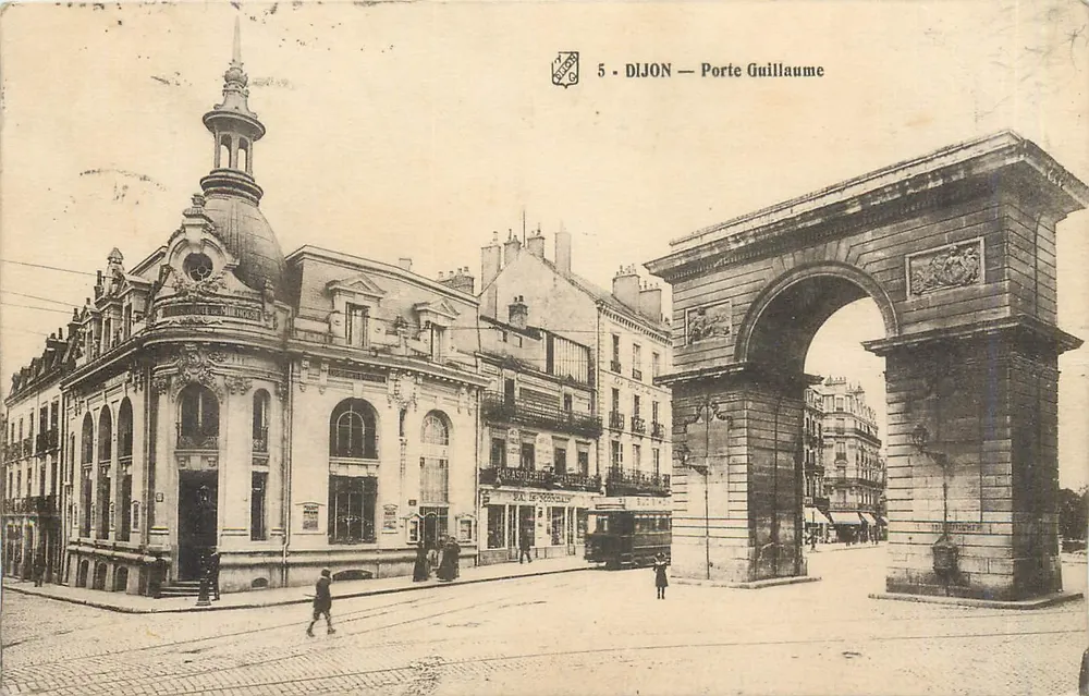 Dijon — Porta Guillaume — editor G. C. n°5 - Frente