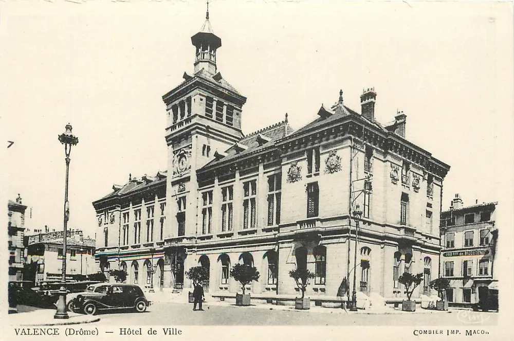 Valence (Drôme) — City Hall — Combier Imp. Macón - Front