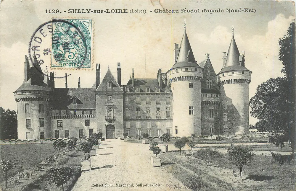SULLY-sur-LOIRE (Loiret) — Château féodal (façade Nord-Est) — Collection L. Marchand, Sully-sur-Loire - Recto