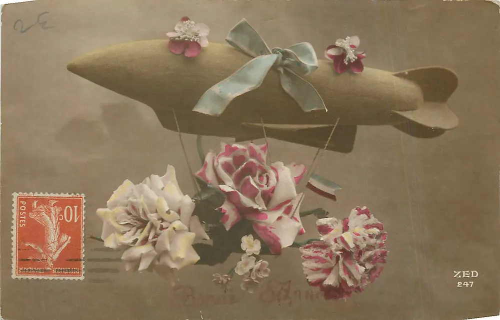 Dirigível decorado com flores — ZED 247 — A. Noyer, Rueill, Paris - Frente