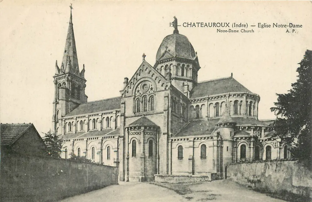 Châteauroux (Indre) — Kerk van Notre-Dame — A.P. - Voorkant