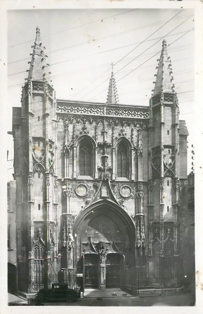 Igreja de São Pedro de Toulouse — fachada gótica — Bilhete postal antigo datada 22.4.47 - Frente