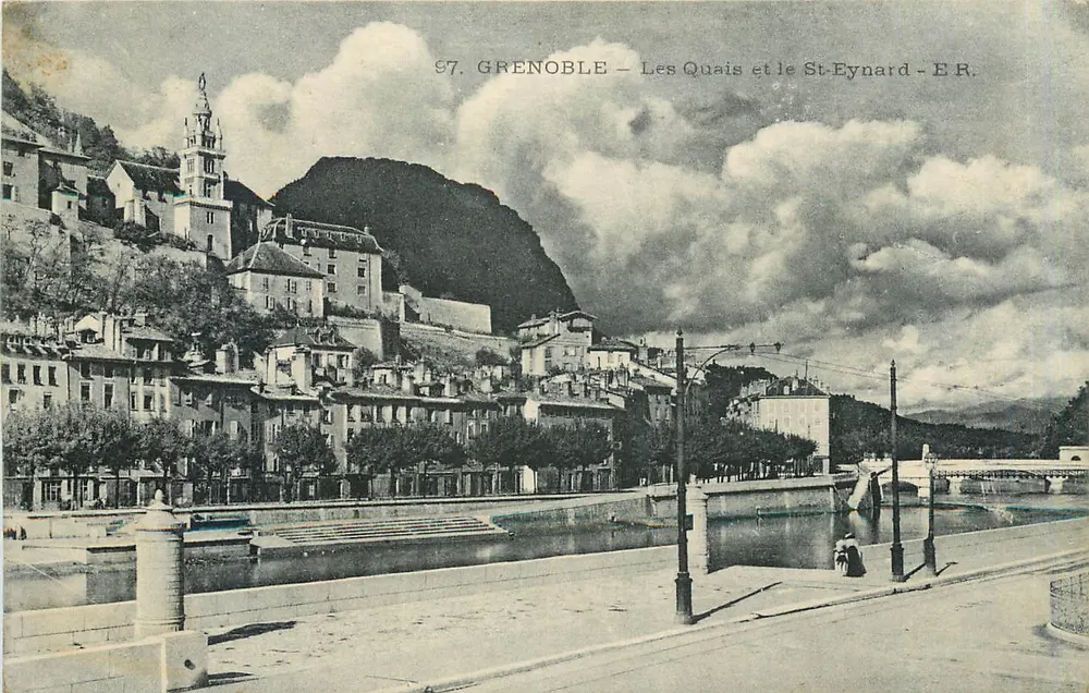 Grenoble — Os Quais e o St-Eynard — E.R. - Frente