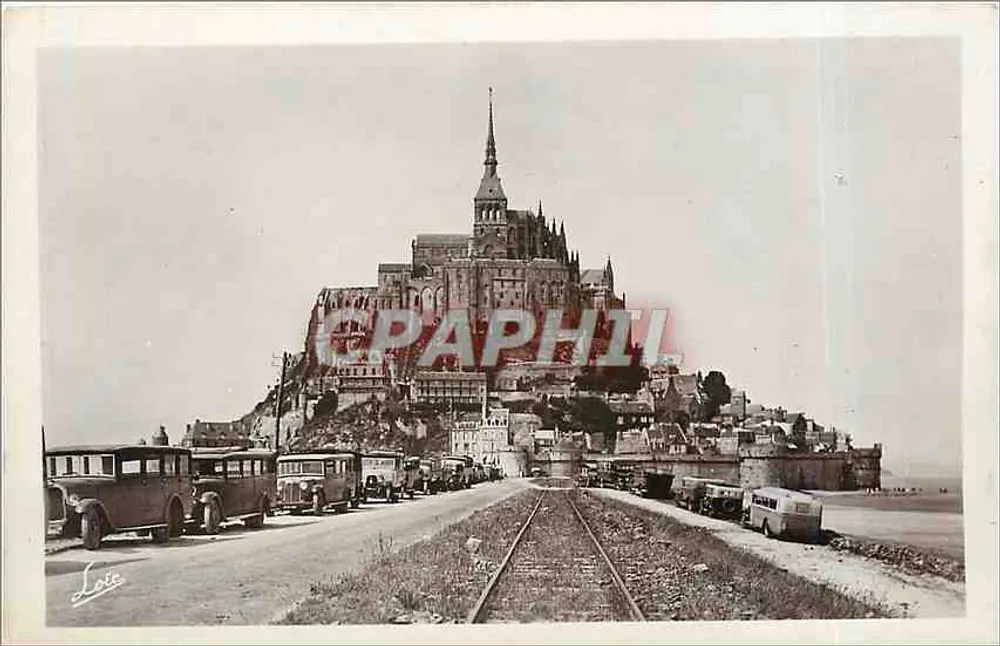 Mont-Saint-Michel — Vista da costa sul com veículos e via férrea — Laurent-Nénes, n°190 - Frente