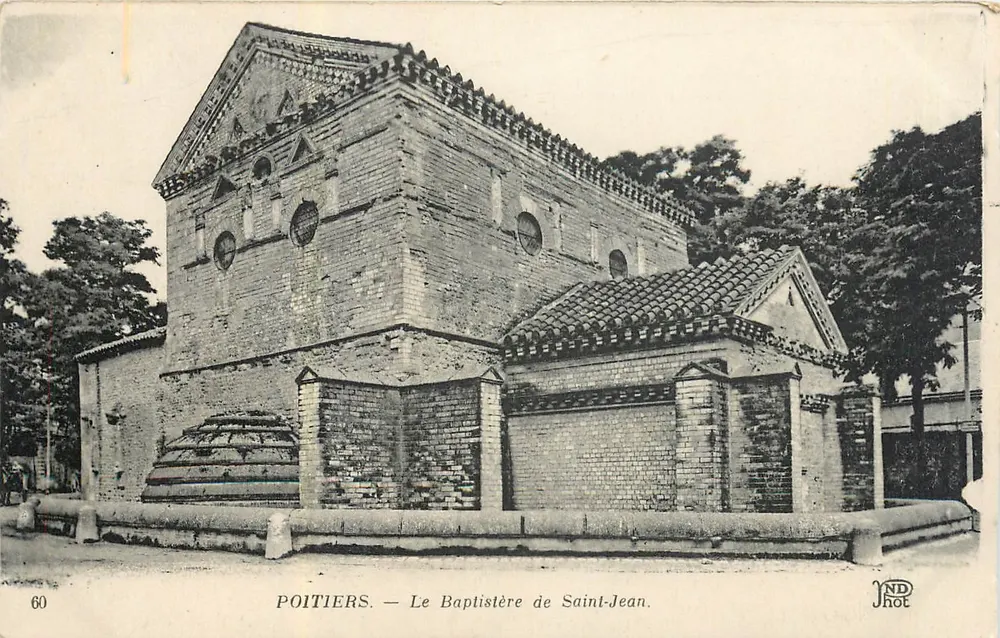 Poitiers — Il Battistero di San Giovanni — JND Phot - Recto