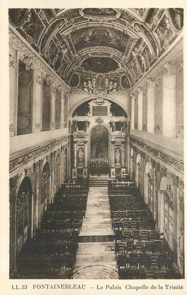 Fontainebleau -- Le Palais Chapelle de la Trinité - Recto